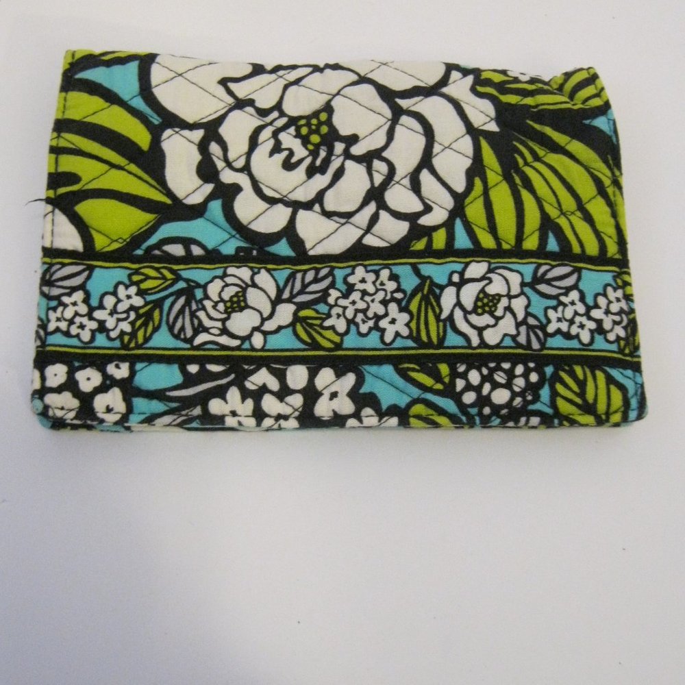 Vera Bradley Checkbook Holder - Island Blooms